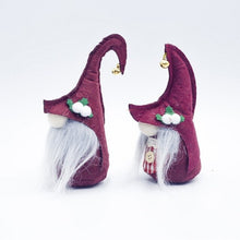 Load image into Gallery viewer, Unique Christmas Desktop Faceless Doll Christmas Santa Claus Plush Doll Home Decoration Ornaments Novelty Decor 16*5CM